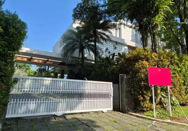Kejagung Sita Rumah Riza Chalid di Rancamaya, Bogor, Diduga Terkait Kasus Korupsi Minyak Pertamina