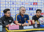 Jan Olde Riekerink Optimistis di Laga Perdana Bersama Dewa United FC Vs Persis