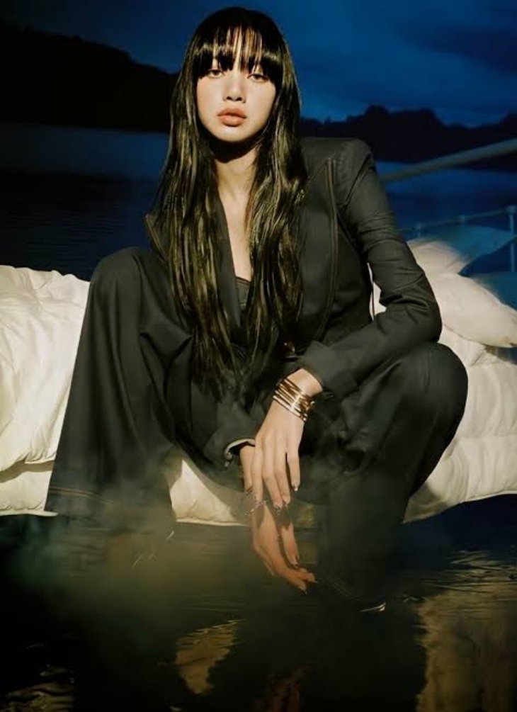 BLACKPINK-Lisa (Foto: BVLGARI)