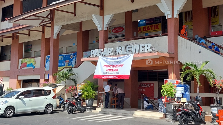Penerapan PeduliLindungi di Pasar Tradisional Terkendala Belum Semua Punya Ponsel