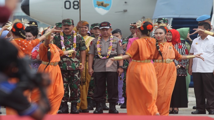 Panglima TNI Marsekal Hadi Tjahjanto dan Kapolri Tito Karnavian