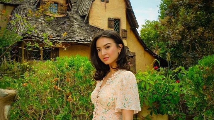 Berani Berbagi ala Raline Shah dan Timnas Basket Indonesia