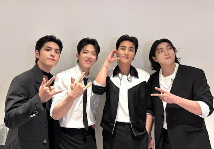 DAY6 Bikin MYDAY Menangis Haru di Fanmeet 'PIER 10' dengan Lagu 'In Front of The Stars', Ini Dia Liriknya