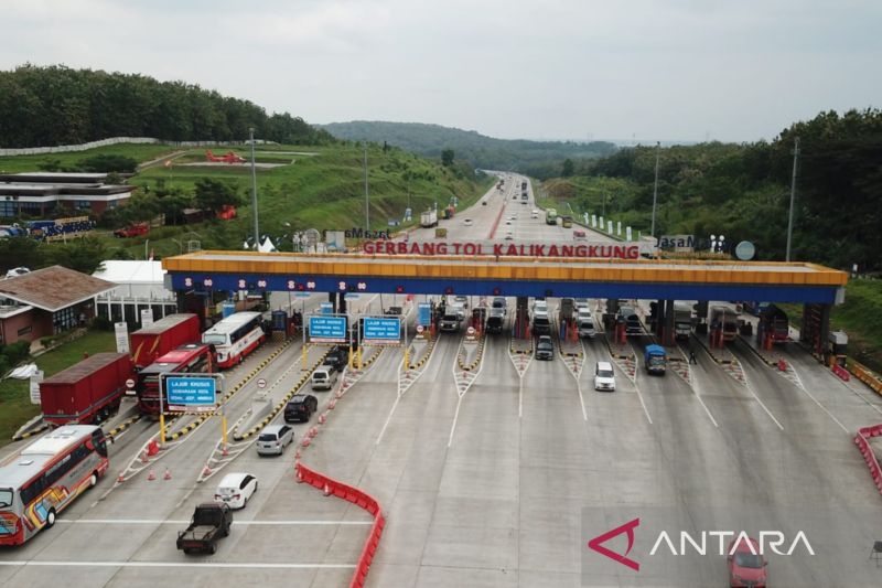 H-5 Lebaran, Volume Lalu Lintas Keluar Tol Cikampek Naik 29 Persen
