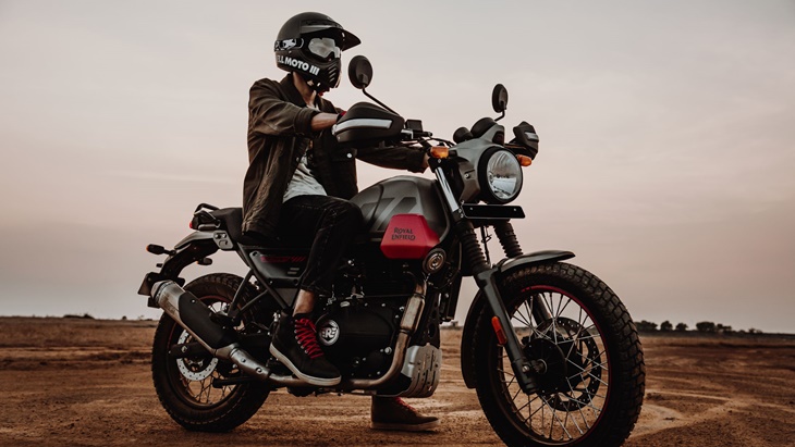 Melihat Lebih Dekat Royal Enfield Scaram 411