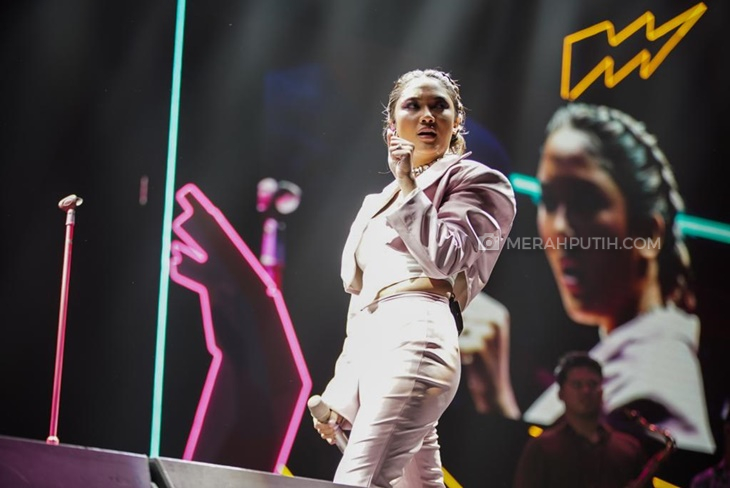 Cekrek! Simak Tips Motret Konser Musik dengan Kamera DSLR
