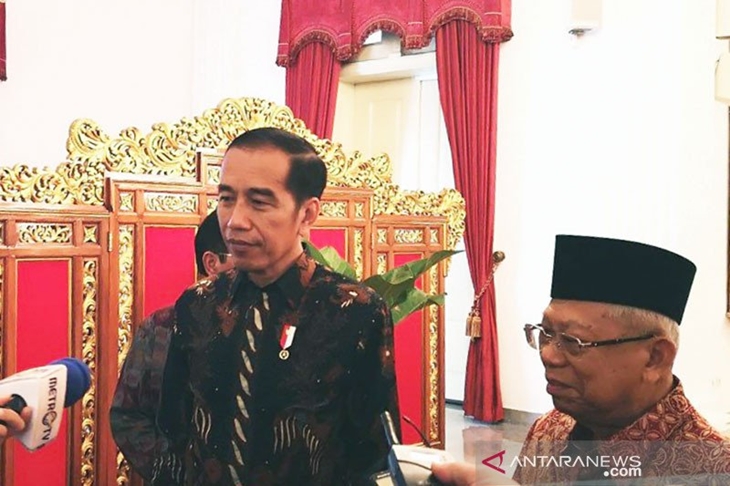 Presiden Joko Widodo dan Wapres Ma'ruf Amin di Istana Negara Jakarta, Kamis (14/11/2019). ANTARA/Agus Salim/aa.