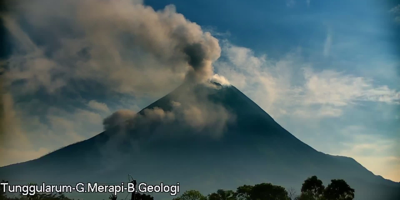Gunung merapi. (Foto: Antara)