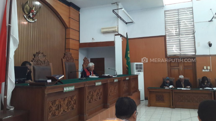 Penetapan Tersangka untuk Setnov Tidak Sah