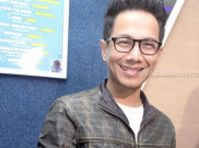 Ini Yang Paling Ditunggu Delon Saat Imlek