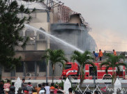 Gedung DPRD NTB Terbakar, Ribuan Warga Malah Datang dan Asik Melihat