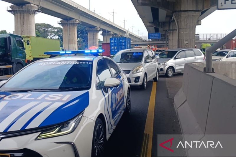 Hat-Hati, Rekayasa Lawan Arah Tol Japek KM 23-28 Arah Cikampek Berlaku Hingga Besok!