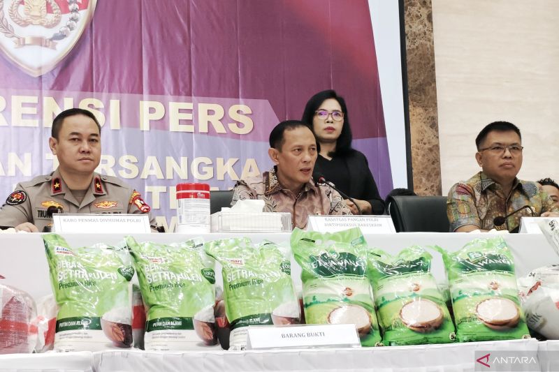 Dirut PT Food Station Jadi Tersangka Beras Oplosan, Polisi Sita 132,65 Ton Tak Sesuai Mutu