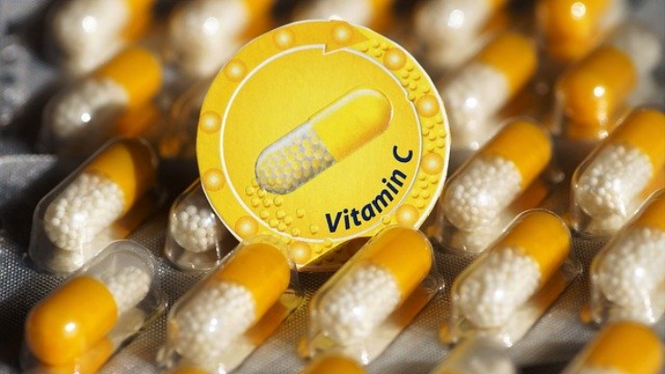 Mampukah Vitamin C Menangkal COVID-19?
