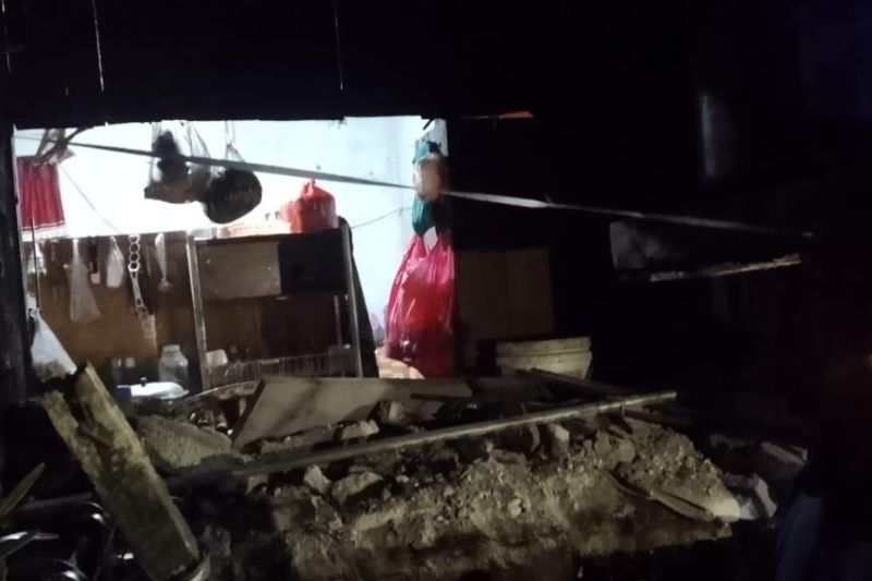Gempa Poso M 6,0 Picu Gangguan Listrik, Sejumlah Rumah Rusak Hingga Roboh