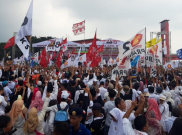 Rhoma Irama Goyang Ribuan Pendukung Prabowo-Sandi di Palembang
