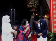 Momen Jokowi dan Iriana Mengapit Megawati di Peresmian Masjid At-Taufiq