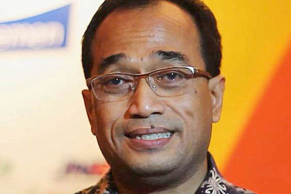 23 Tewas, 17 Hilang dalam Kebakaran KM Zahro Express, Menhub Budi Karya Minta Maaf