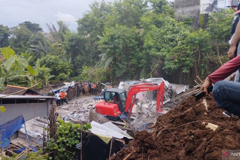  Korban Longsor Ubung Denpasar: 3 Tewas, 2 Masih Tertimbun, Luka-Luka 3 Orang