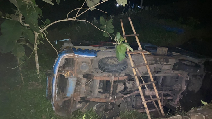 Minibus Masuk Jurang di Gunung Pegat Wonogiri, 8 Orang Tewas