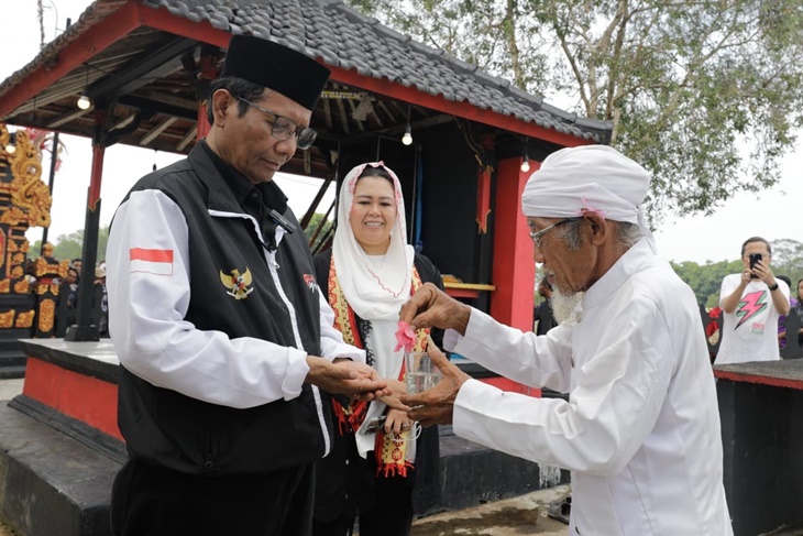 Mengenal Pura Ulun Danu, Tempat Mahfud Umumkan Mundur dari Kabinet Jokowi