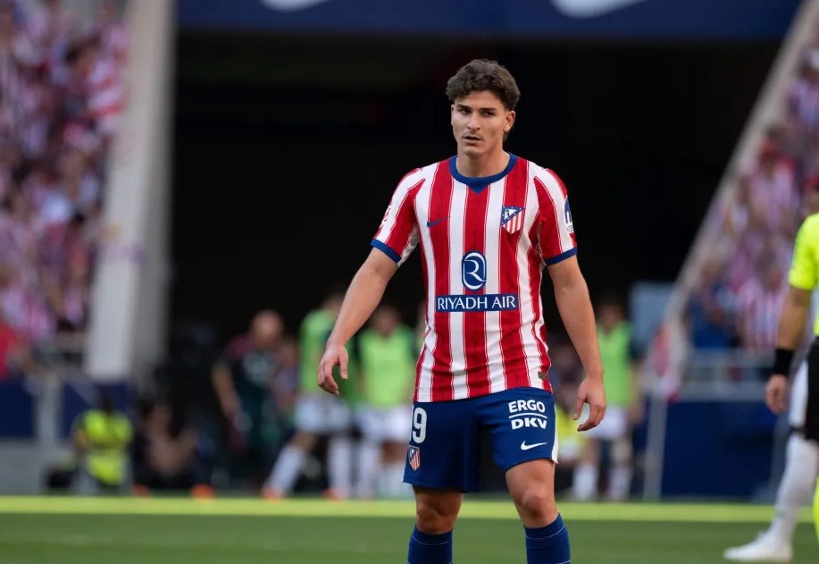 Atletico Madrid vs Manchester United: Julian Alvarez Masih Mandul, Simeone Pasang Badan