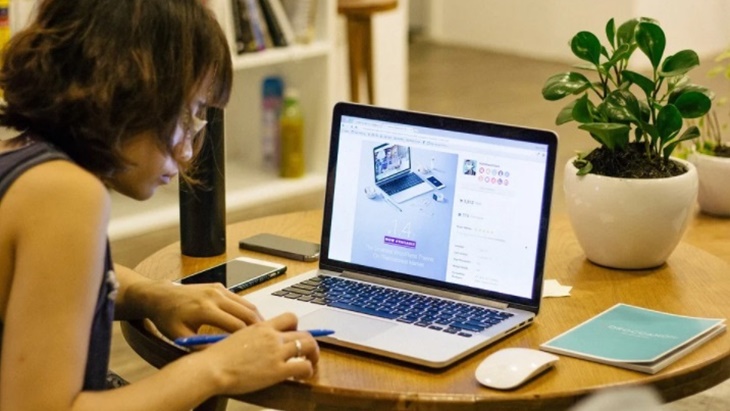 Kiat Sukses Work From Home untuk Para Ibu Pekerja