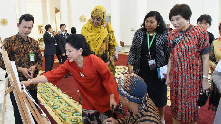 Ini Kegiatan Ibu Negara Iriana di Maumere