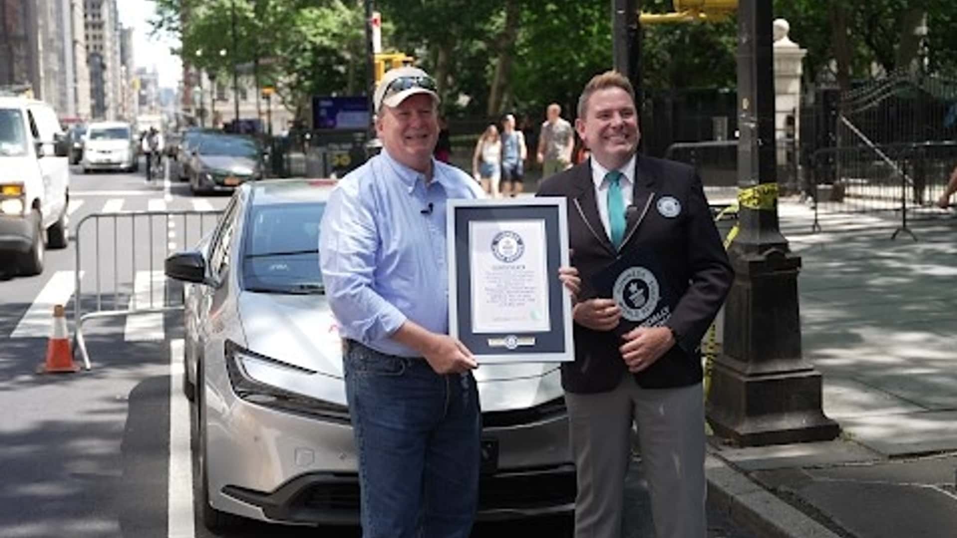 Pecahkan Rekor, Konsumsi BBM Toyota Prius Bisa Mencapai 1:40 Km/Liter