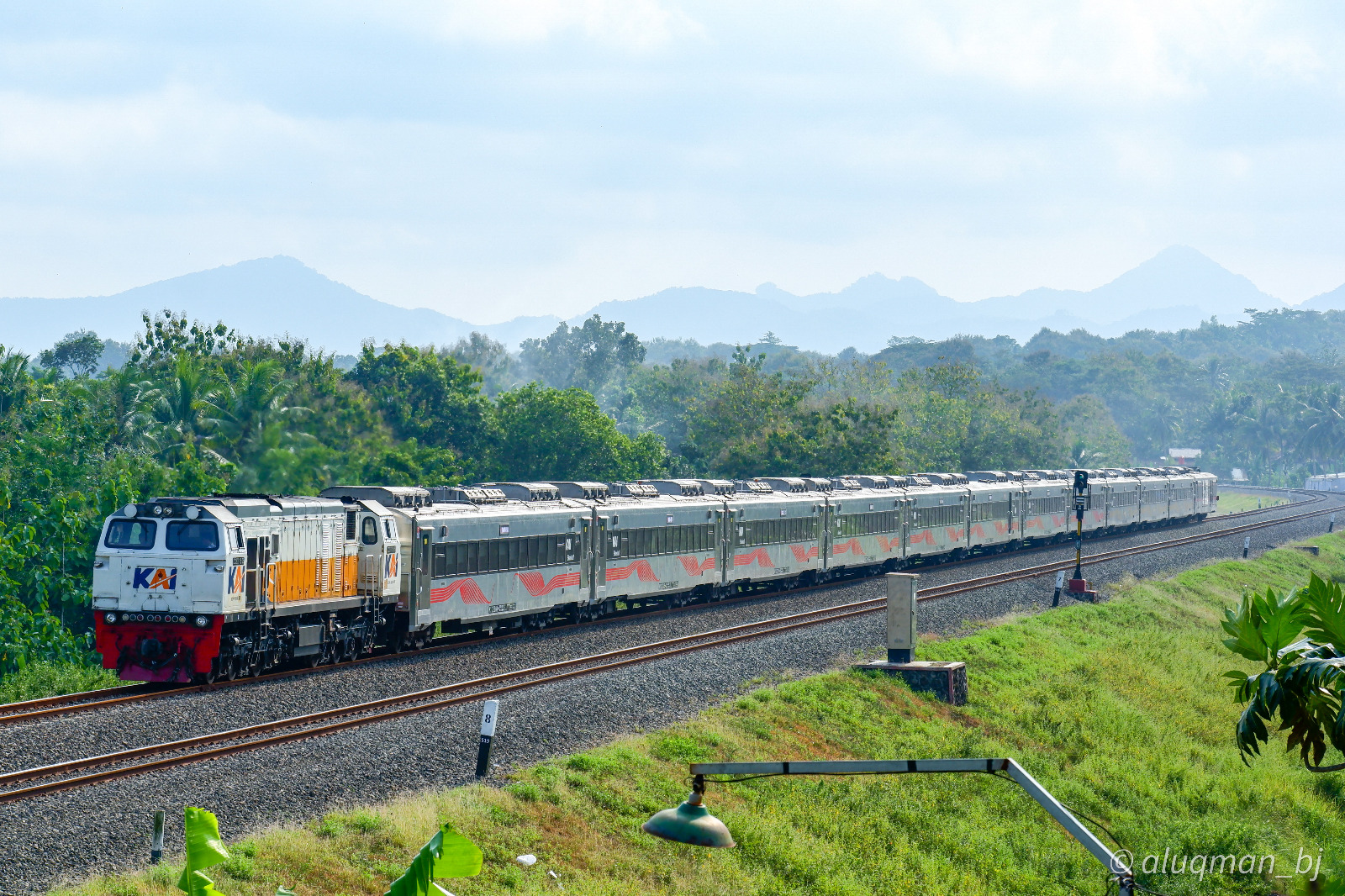 Sukses Angkutan Lebaran 2025, KA Ijen Ekspres Jadi Andalan Rute Malang - Banyuwangi