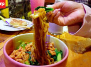 Sensasi Gurih dan Hangatnya Mie Yamin Rica-rica di Kedai 1818 Cirebon