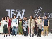 Parade Alumni Lomba Perancang Mode Tampil di Jakarta Fashion Week 2024