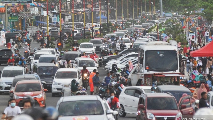 Soal Penentuan Libur Panjang, DPR Peringatkan Pemerintah Tak Asal Buat Kebijakan