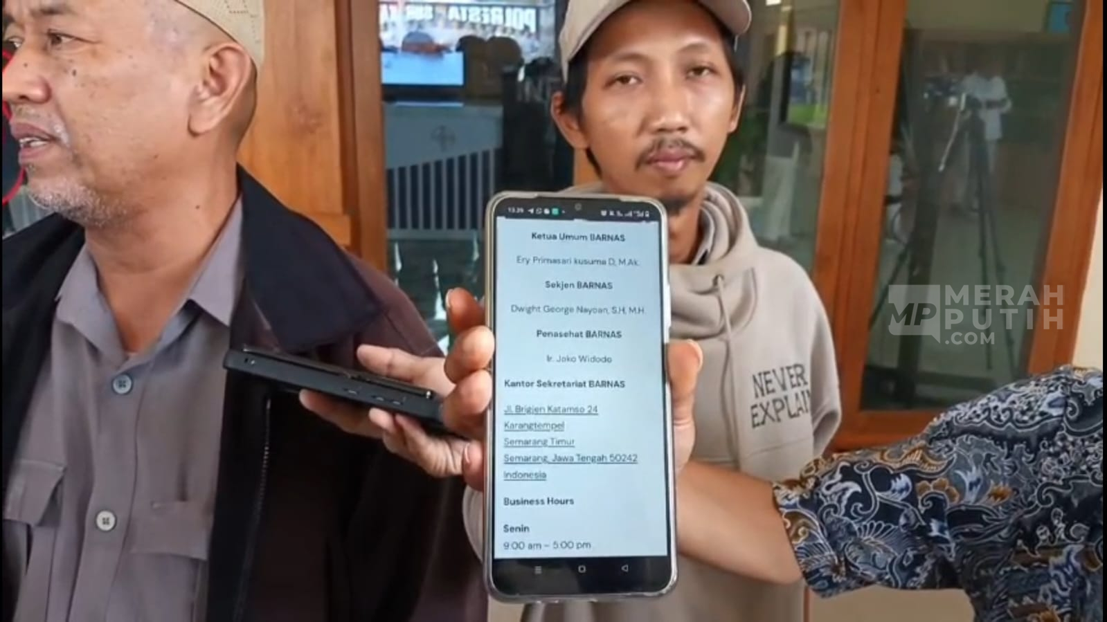 Penipuan Calon Mitra MBG Catut Nama Jokowi, Korbannya Ratusan Orang