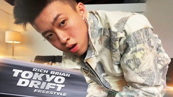 Bosan #DiRumahAja, Rich Brian Lakukan 'Freestyle' Lagu 'Tokyo Drift'
