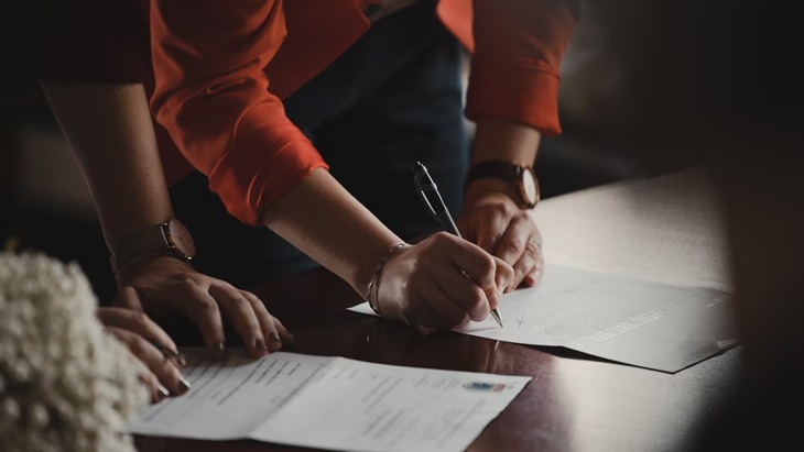 Jangan Asal Tanda Tangan Kontrak Kerja