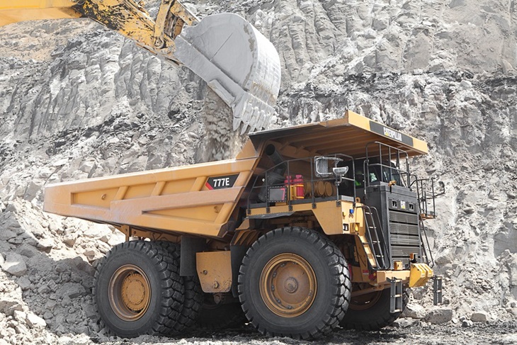 Truk Tambang Cat 777E Tawarkan Kemudahan Bagi Pelanggan