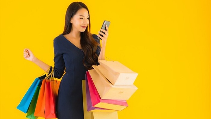 Bahaya Shopaholic dan Cara Atasinya