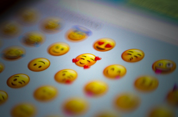 Ragam Emoji Minta Maaf, Beberapa Ternyata Meleset!