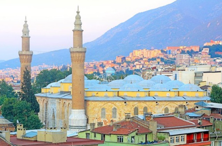 Menjelajahi Kembali Sejarah dan Budaya Kuno Kota Bursa di Turki