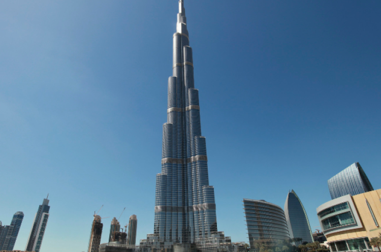 Burj Khalifa: Beda Lantai, Beda Waktu Sahur dan Iftar
