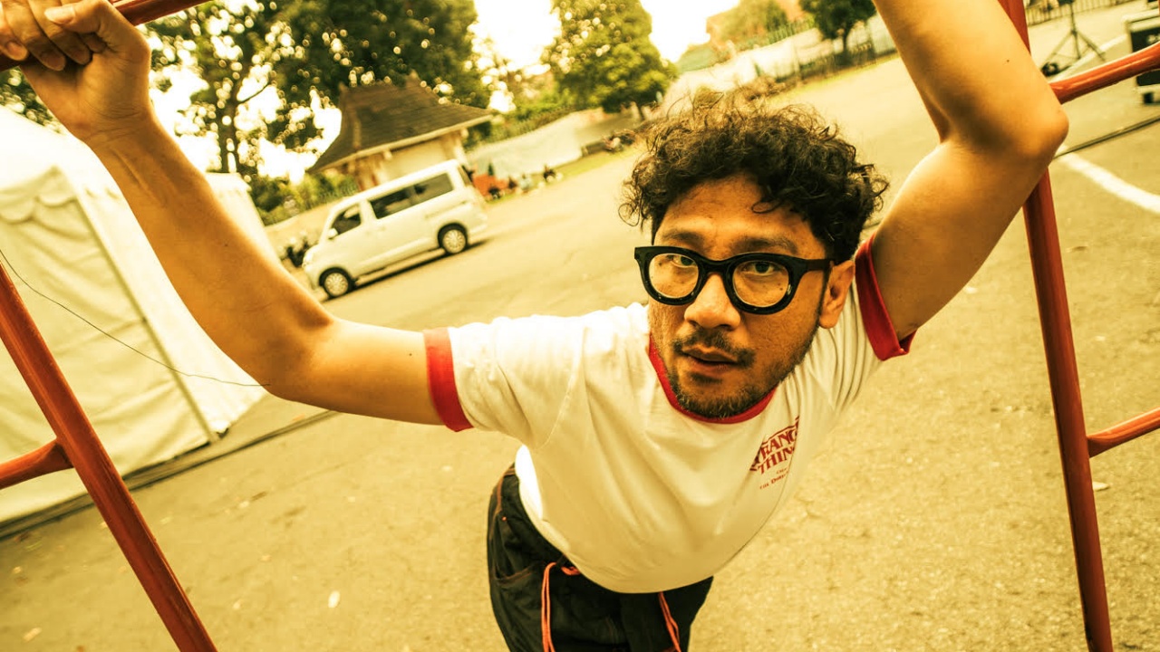 Sepuluh Tahun ‘Generation Y’, Kunto Aji Hadirkan Single ‘2025 Masih Asik Sendiri’ dengan Aransemen Baru