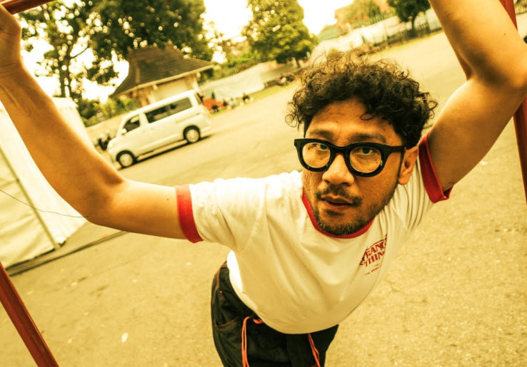 Sepuluh Tahun ‘Generation Y’, Kunto Aji Hadirkan Single ‘2025 Masih Asik Sendiri’ dengan Aransemen Baru