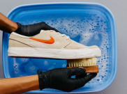 Perawatan Rumahan untuk Sepatu Favoritmu