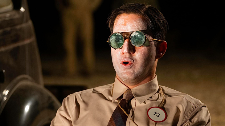 Benny Safdie Banggakan Alis Badai di 'Oppenheimer' 