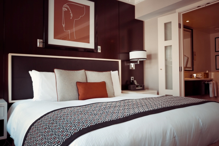 Pilihlah Seprai Yang Berbahan Katun (foto: Pixabay/Pexels)