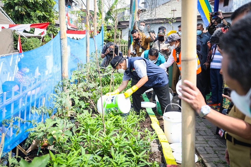 Kota Bandung Targetkan Kurangi Sampah Hingga 30 Persen