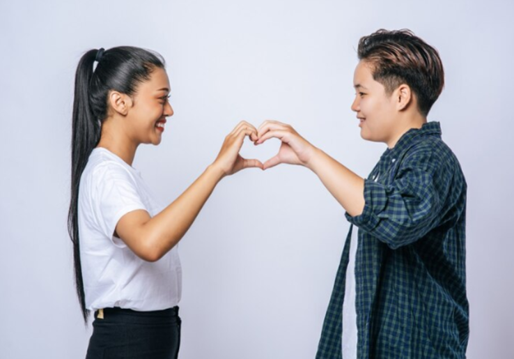 Ramalan zodiak 1 Oktober 2025: Cek Prediksi Asmara dan Keuangan Hari Ini