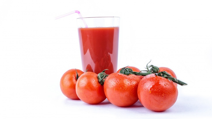Ternyata Jus Tomat Terasa Lebih Gurih Pada Ketinggian 30 Ribu Kaki