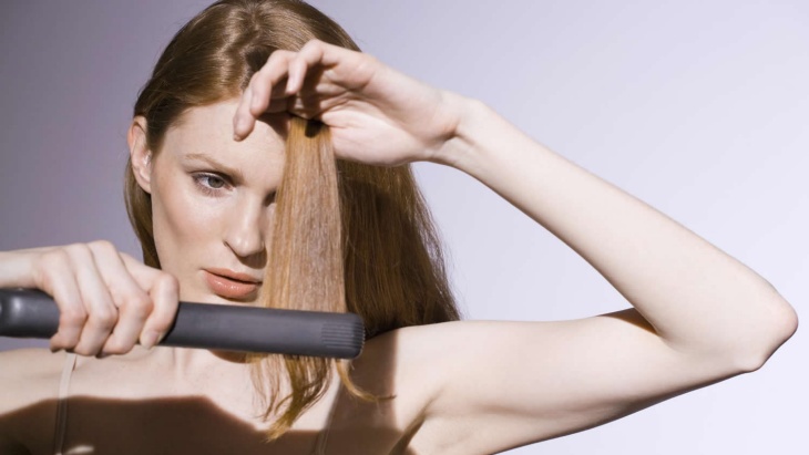 Merawat Rambut Rusak selama Beraktivitas di Rumah